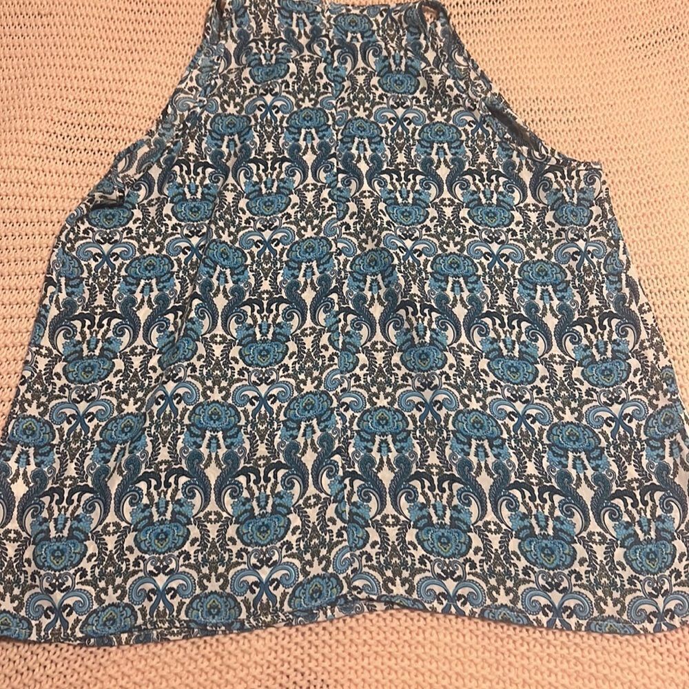 ANNE Carson. Blue floral print. Large. Tank style - Picture 6 of 7